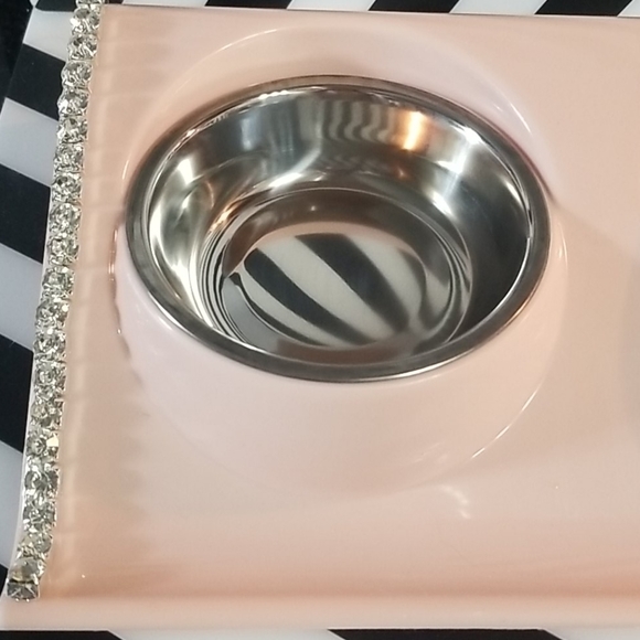 Pink rhinestone pet bowls - Picture 3 of 7